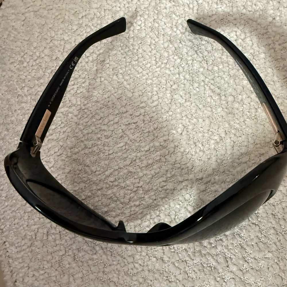 Sportmax Oversized Black Round Women’s Sunglasses - Picture 2 of 4